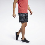 WORKOUT READY GRAPHIC SHORTS - SVARTAR/GRÁAR