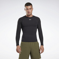 UNITED BY FITNESS COMPRESSION LONG SLEEVE SHIRT - SVARTUR UNITED BY FITNESS COMPRESSION LONG SLEEVE SHIRT - SVARTUR