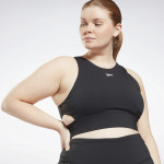 BEYOND THE SWEAT CROP TOP (PLUS SIZE) - SVARTUR