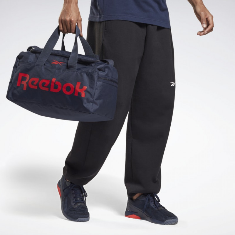 Reebok grip duffle bag top